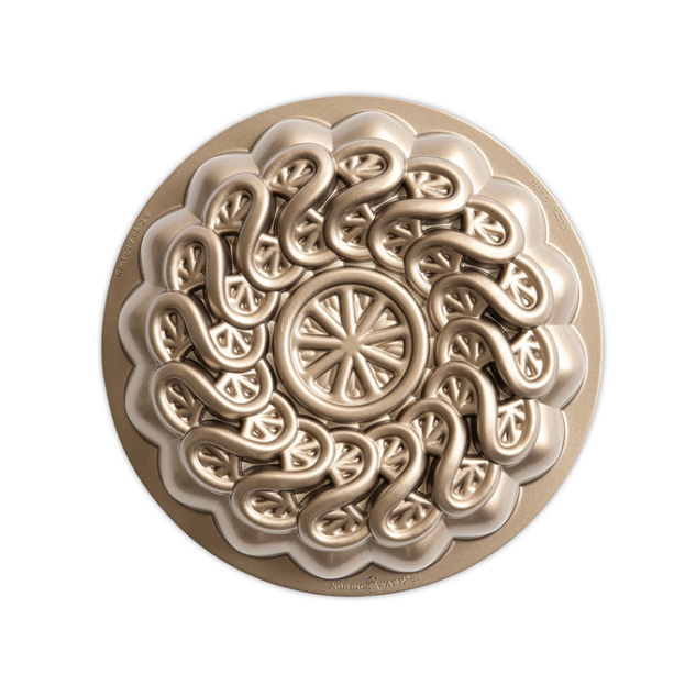 Nordic Ware Citrus Twist Pan